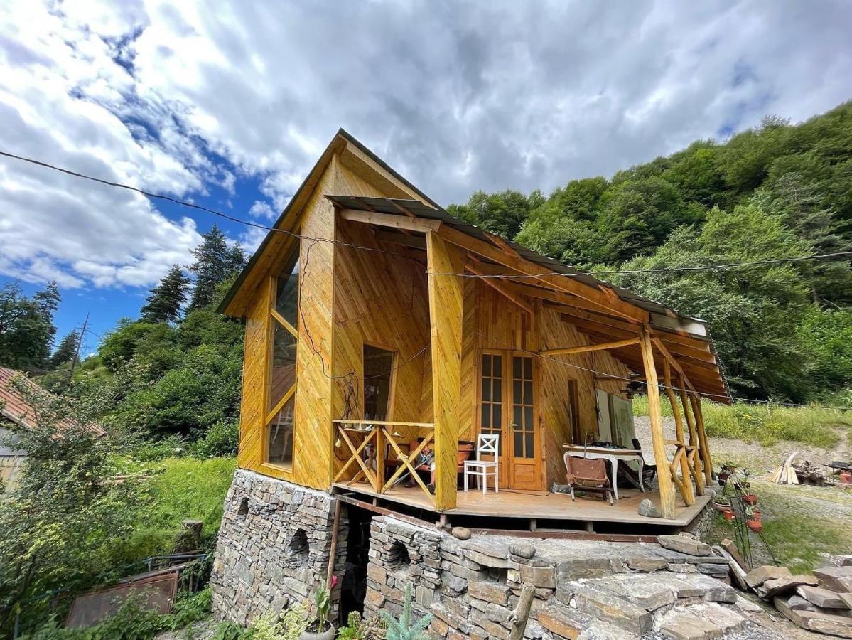 Korsha Guesthouse Roshka Ngoại thất bức ảnh