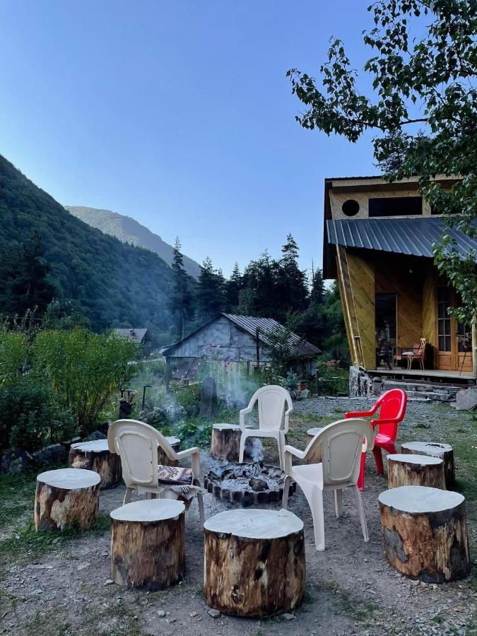 Korsha Guesthouse Roshka Ngoại thất bức ảnh