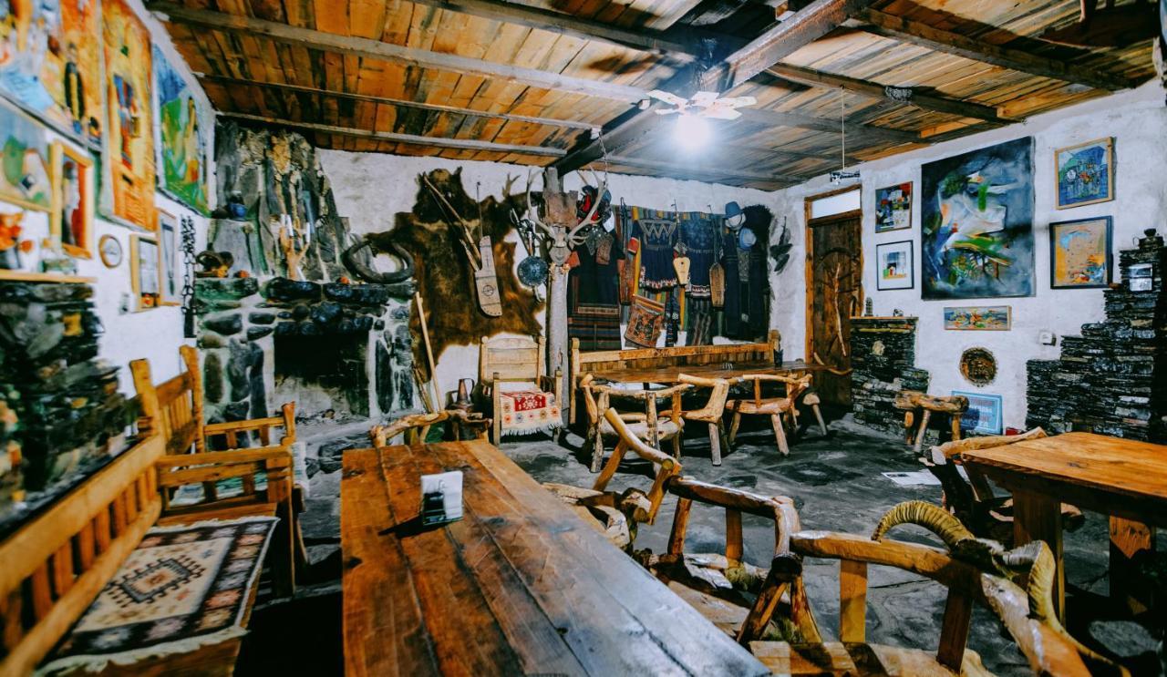 Korsha Guesthouse Roshka Ngoại thất bức ảnh
