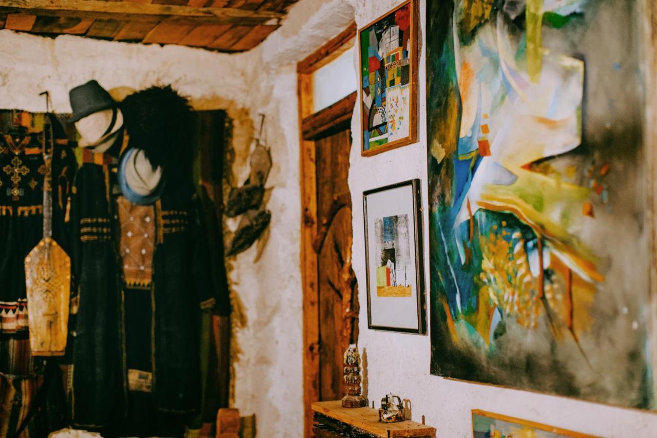 Korsha Guesthouse Roshka Ngoại thất bức ảnh